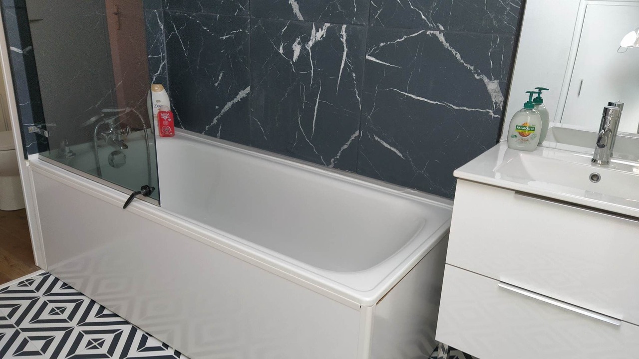 Photo of Bathroom in Deville-les-Rouen