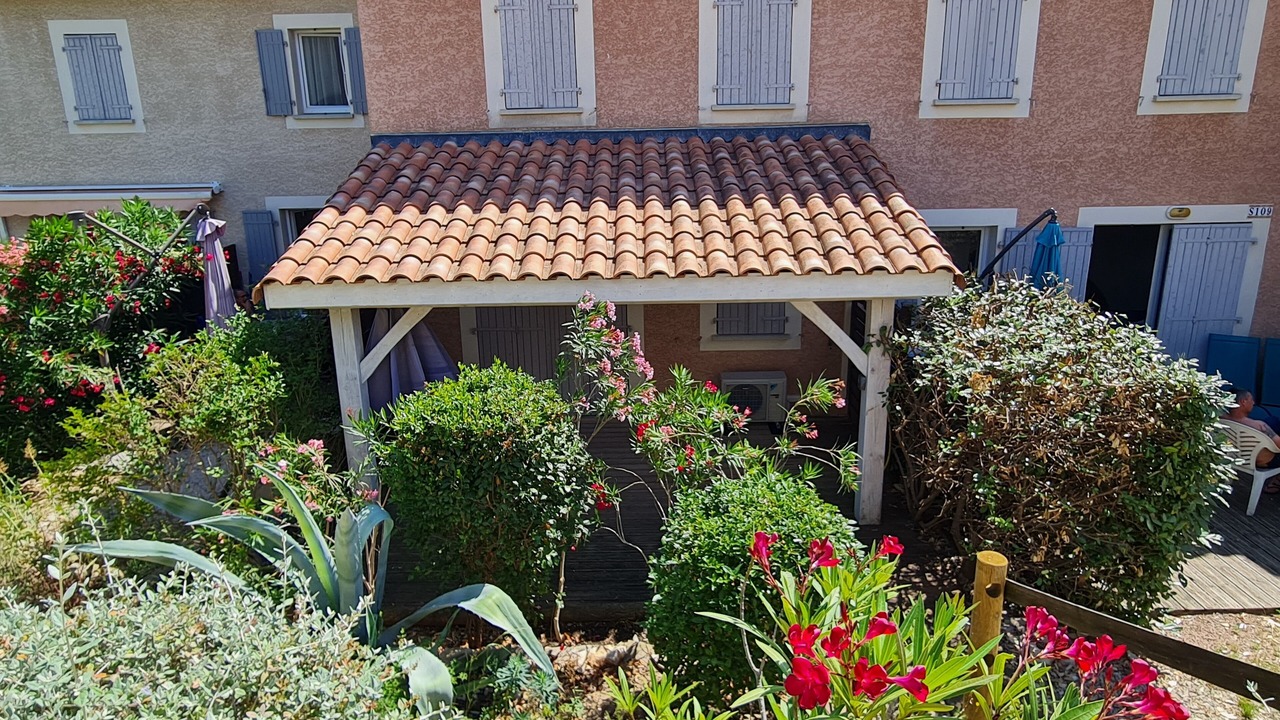 Photo of Outdoor in Calvisson