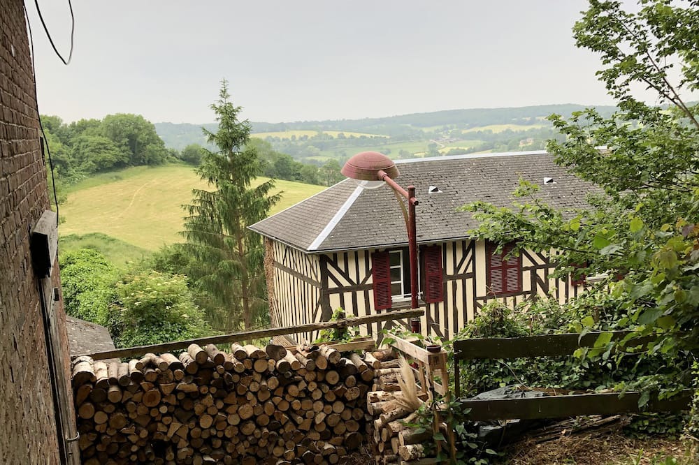 Photo of Outdoor in Crouttes