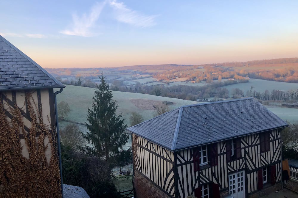 Photo of Outdoor in Crouttes