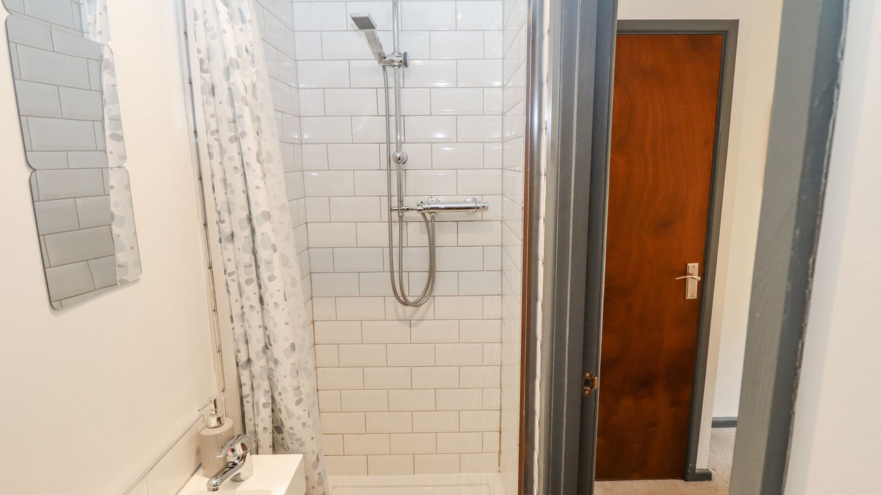 Photo of Others in Lincoln