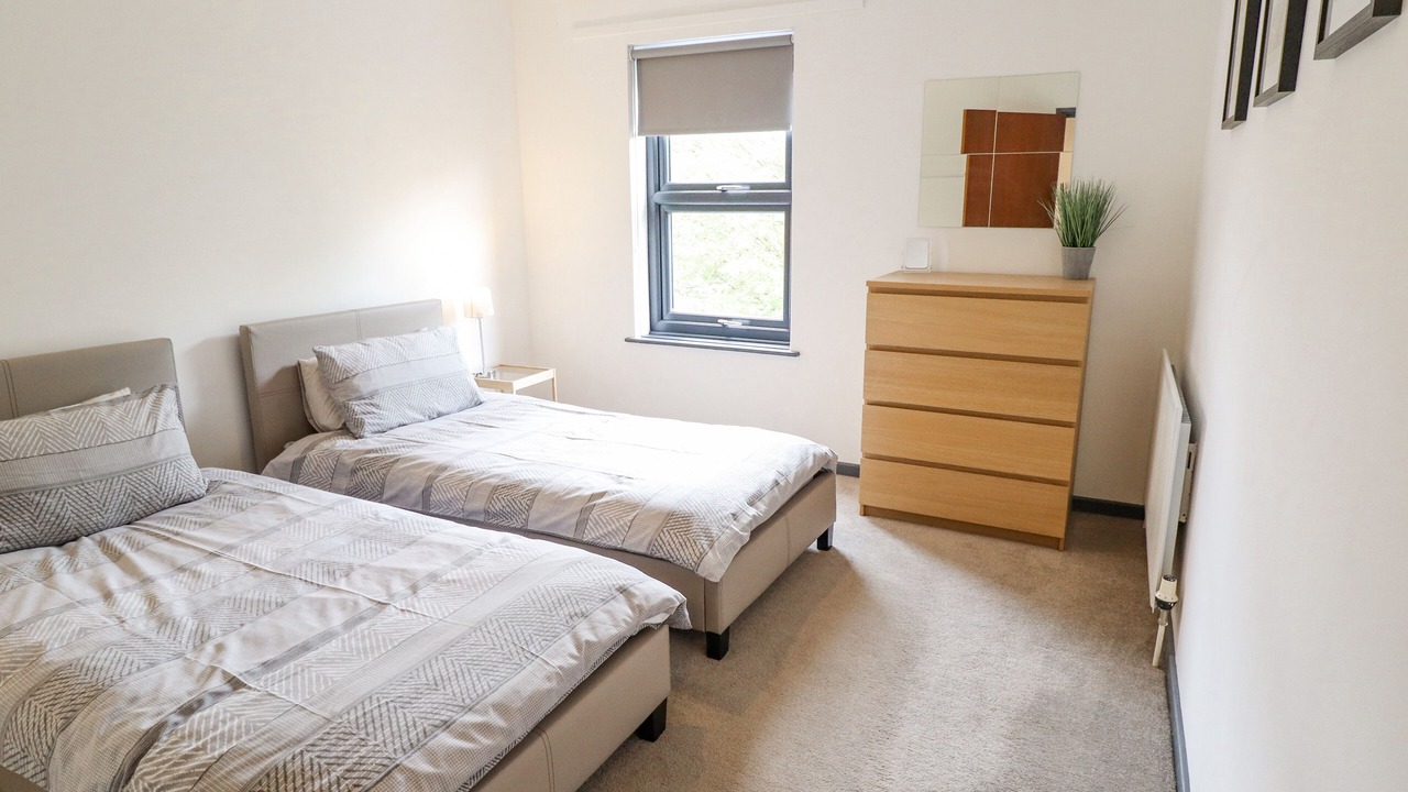 Photo of Others in Lincoln