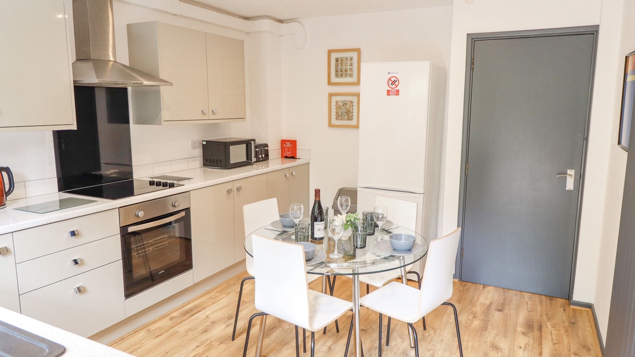 Photo of Others in Lincoln