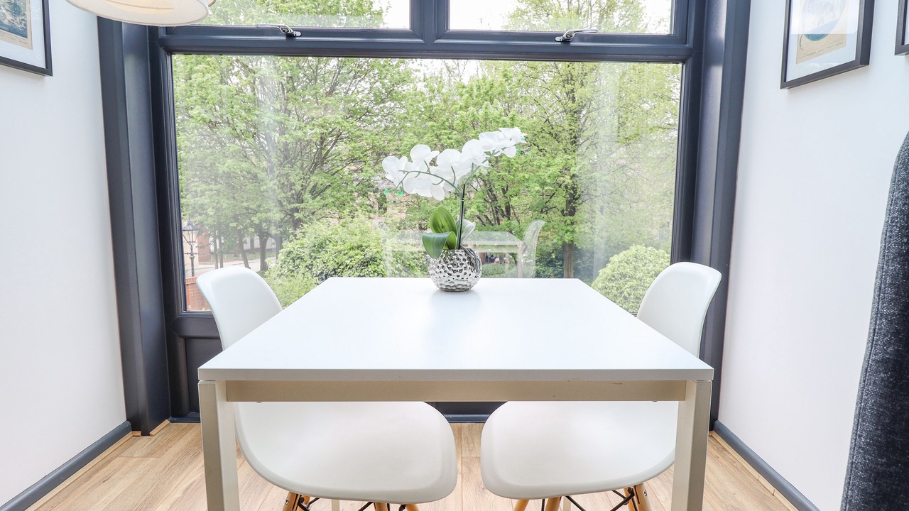 Photo of Others in Lincoln