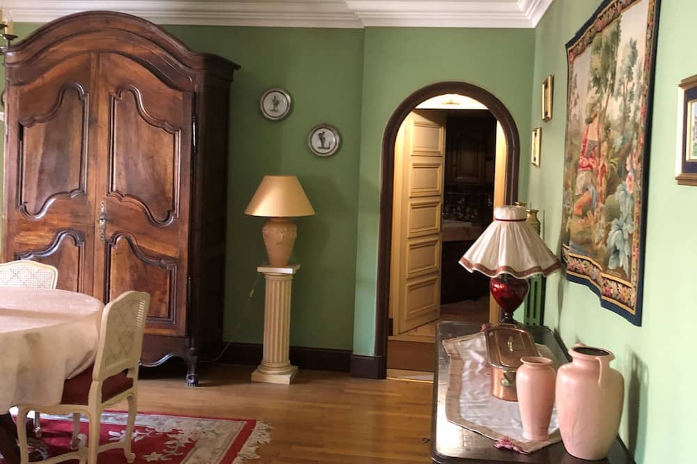 Photo of Others in Saint-Cyprien-sur-Dourdou