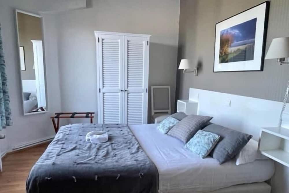 Photo of Bedroom in Varengeville-sur-Mer