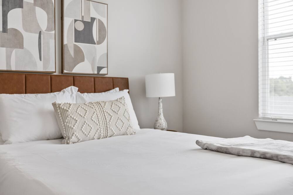Photo of Bedroom in Addicks