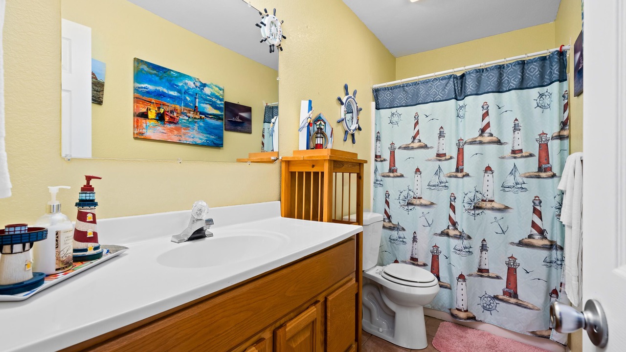 Photo of Bathroom in Taft