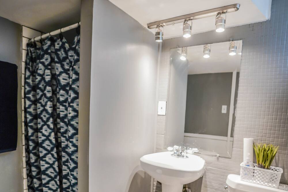 Photo of Bathroom in University City