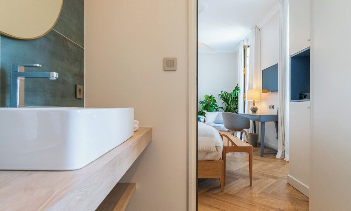 Photo of Bedroom in Aix-les-Bains City Center