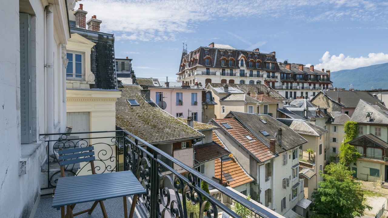 Photo of Bedroom in Aix-les-Bains City Center