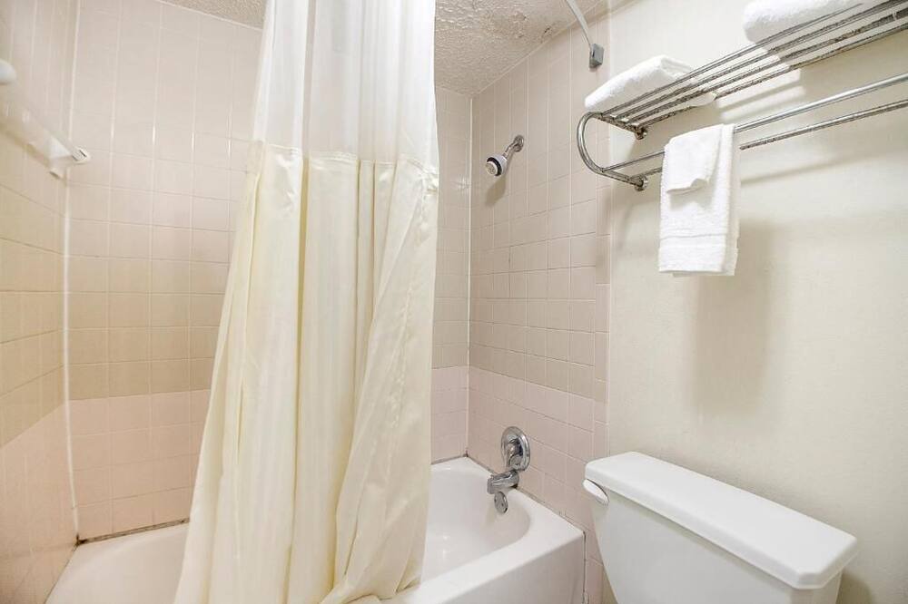 Photo of Bathroom in Elkhart