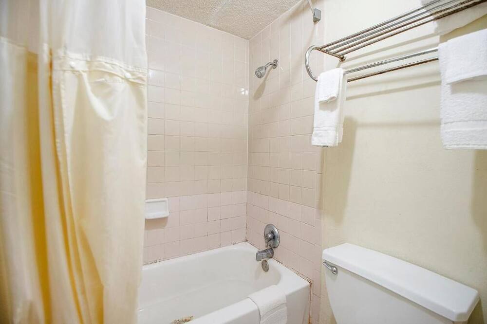Photo of Bathroom in Elkhart