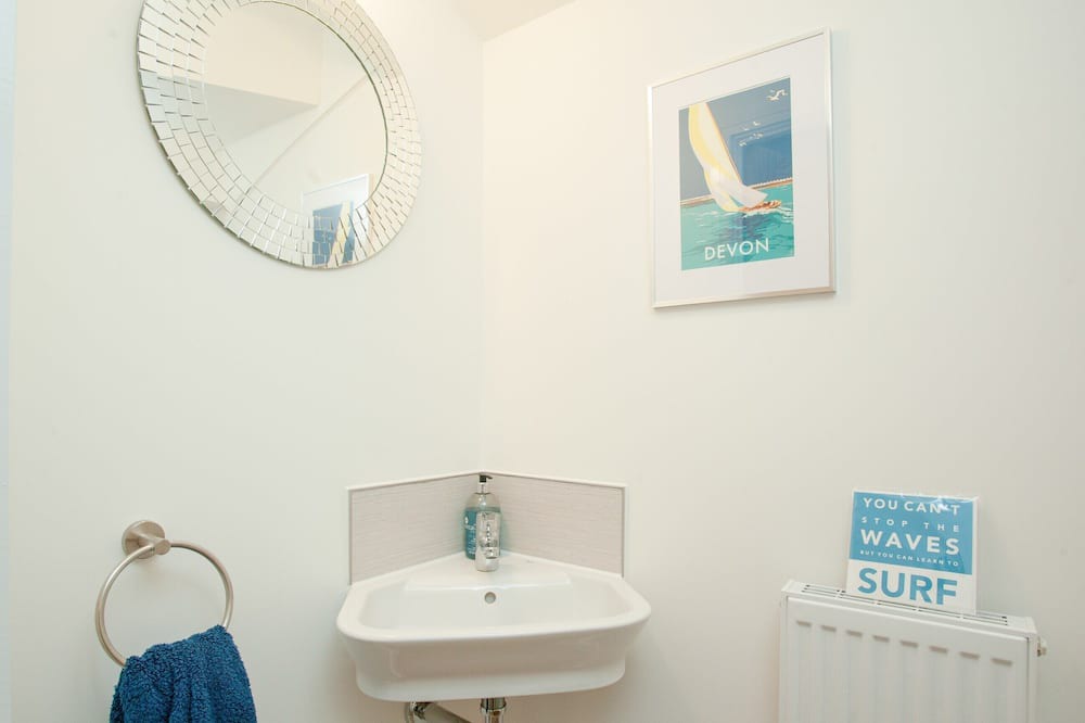Photo of Bathroom in East Bideford