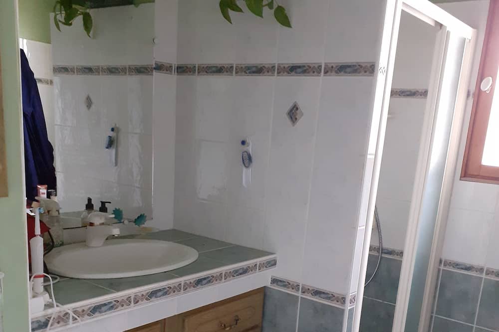 Photo of Bathroom in Bioule
