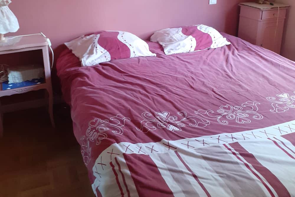 Photo of Bedroom in Bioule