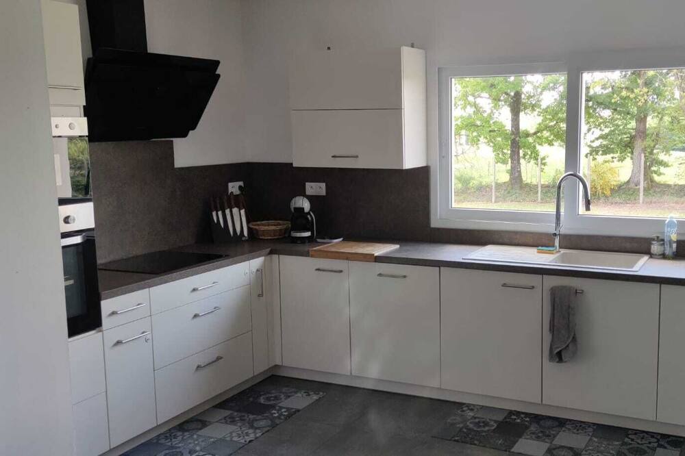 Photo of Kitchen in Parleboscq