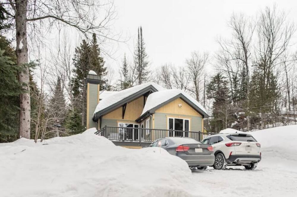 Photo of Outdoor in Sainte-Marguerite-du-Lac-Masson