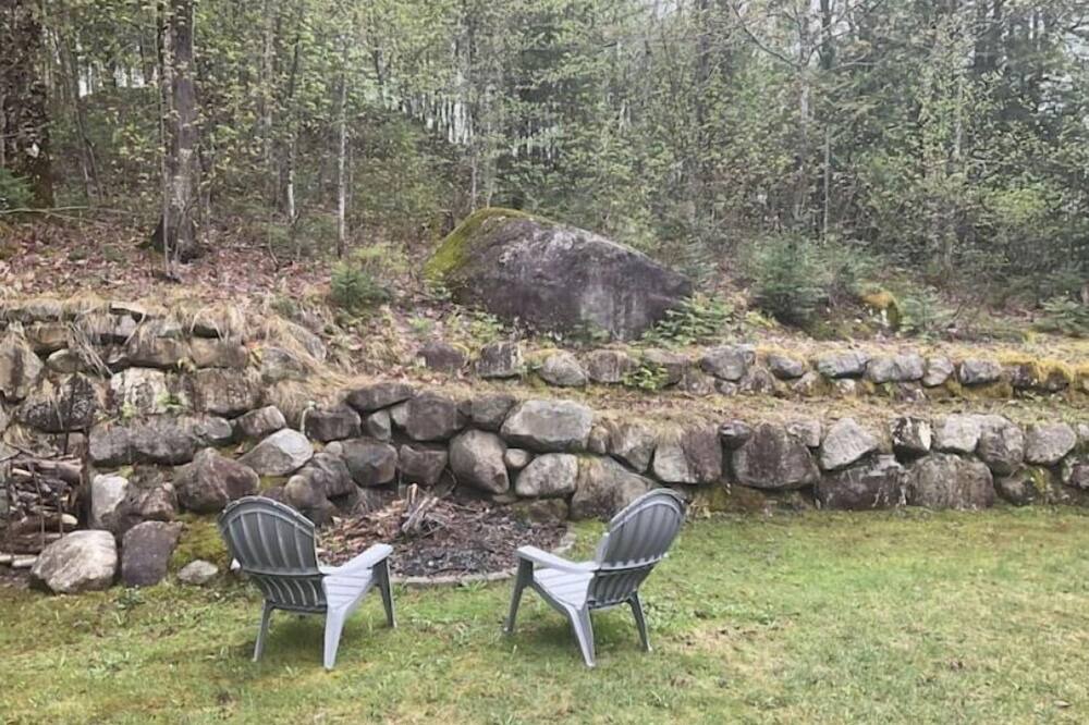Photo of Outdoor in Sainte-Marguerite-du-Lac-Masson