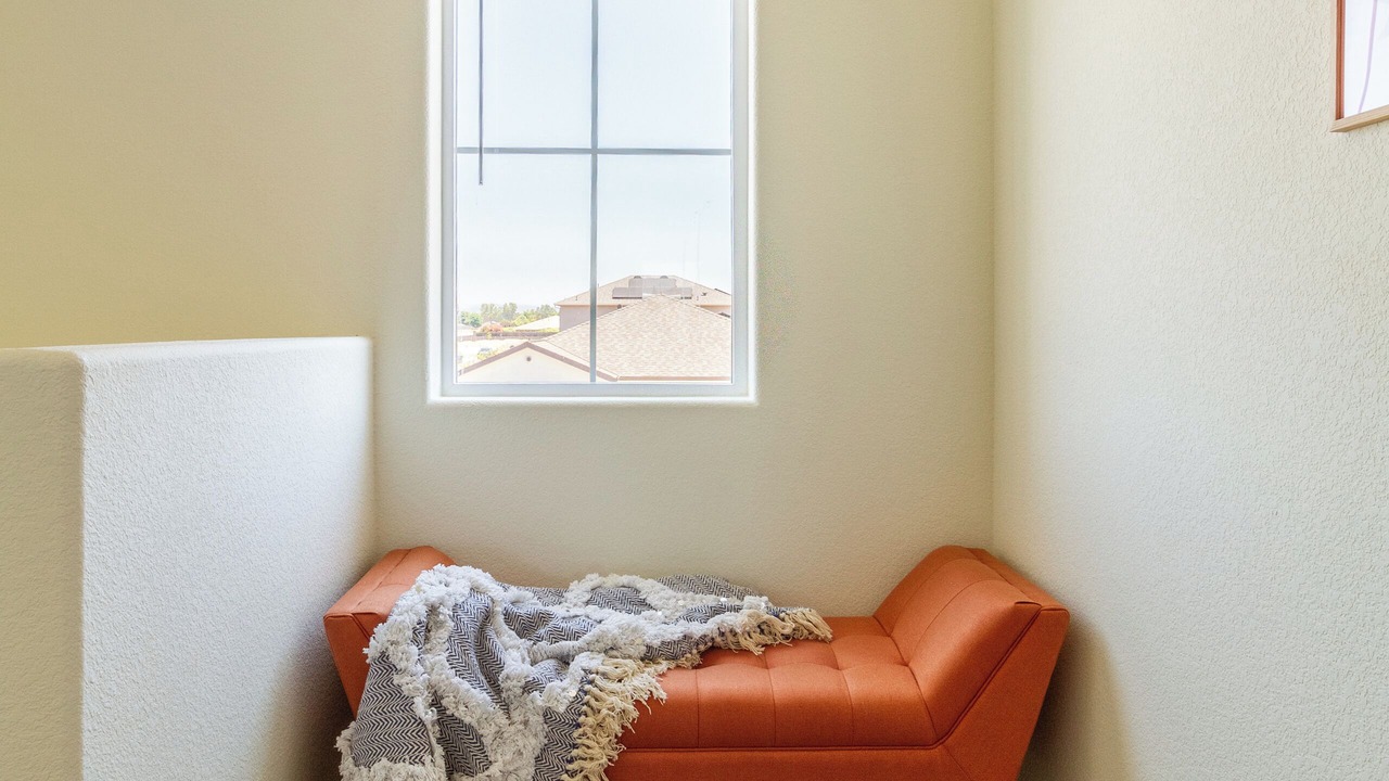 Photo of Others in Linda