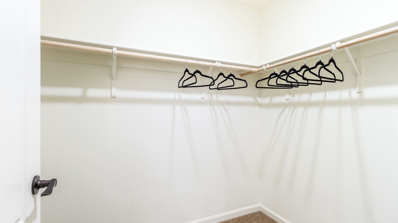 Photo of Others in Linda