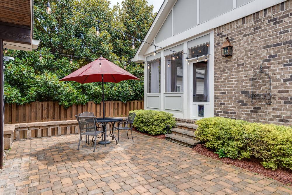 Photo of Patio Balcony in Green Hills