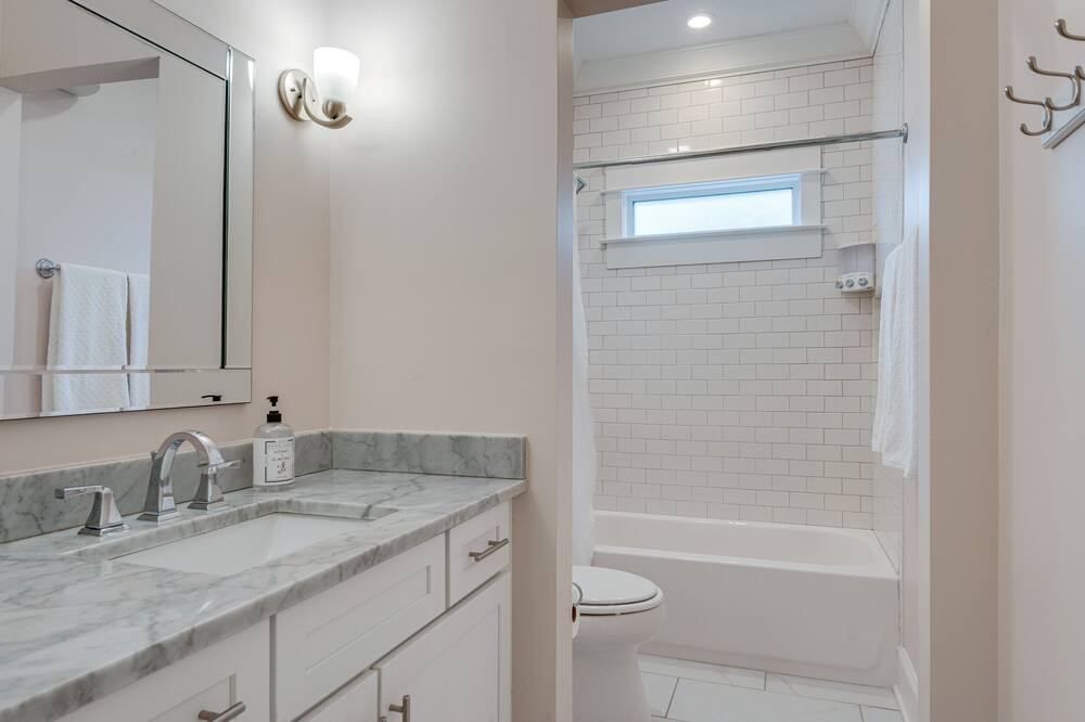Photo of Bathroom in Green Hills