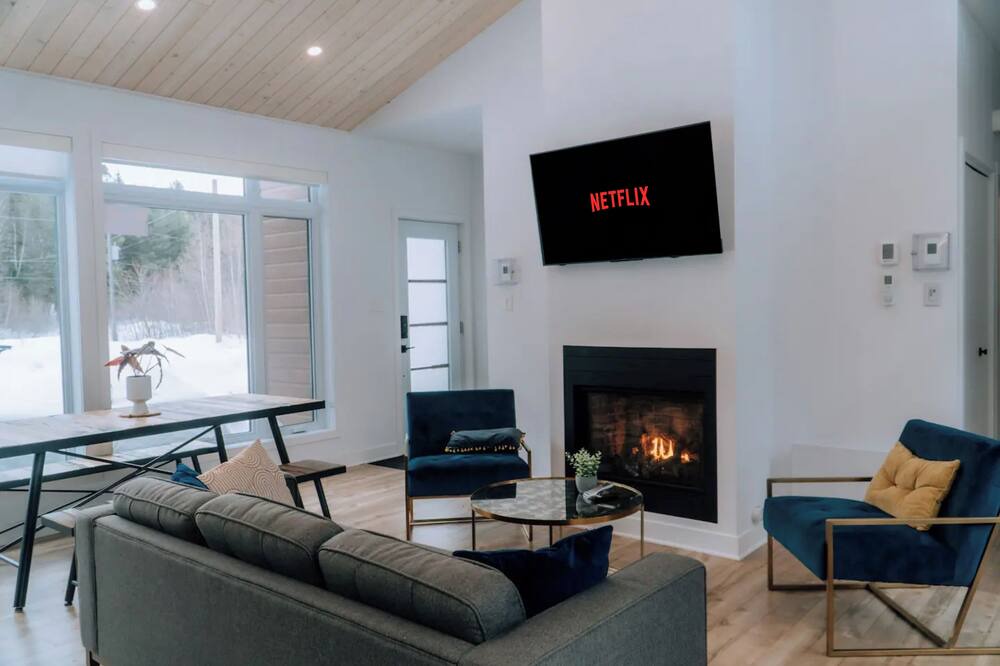 Photo of Livingroom in Saint-Alphonse-Rodriguez