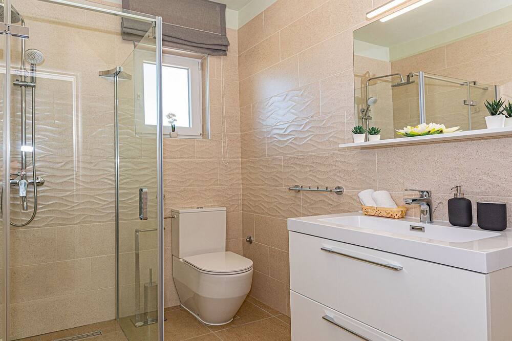 Photo of Bathroom in Drnis