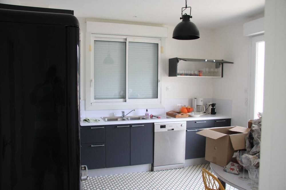 Photo of Kitchen in Etaules