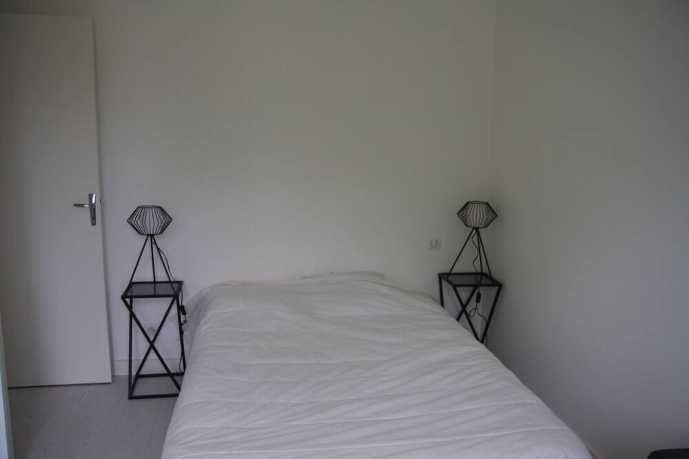 Photo of Bedroom in Etaules