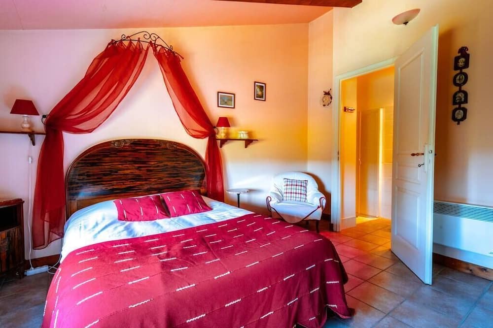 Photo of Others in Bourdeaux