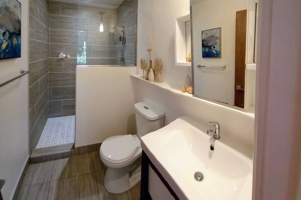 Photo of Bathroom in Trois-Rivieres