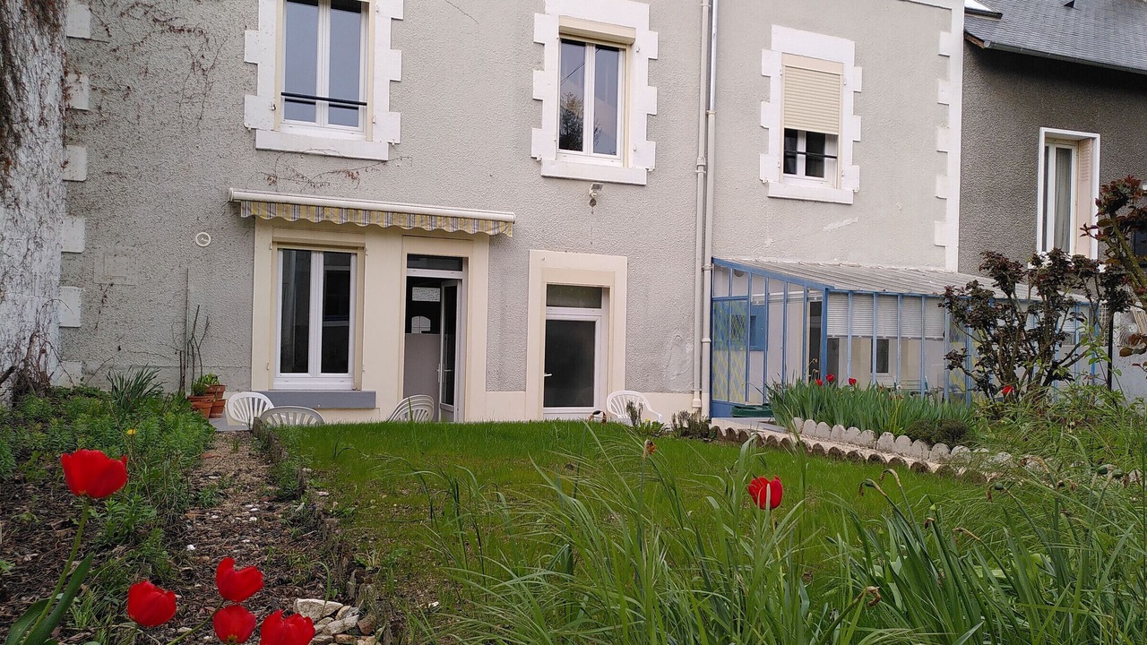 Photo of Outdoor in Scoury