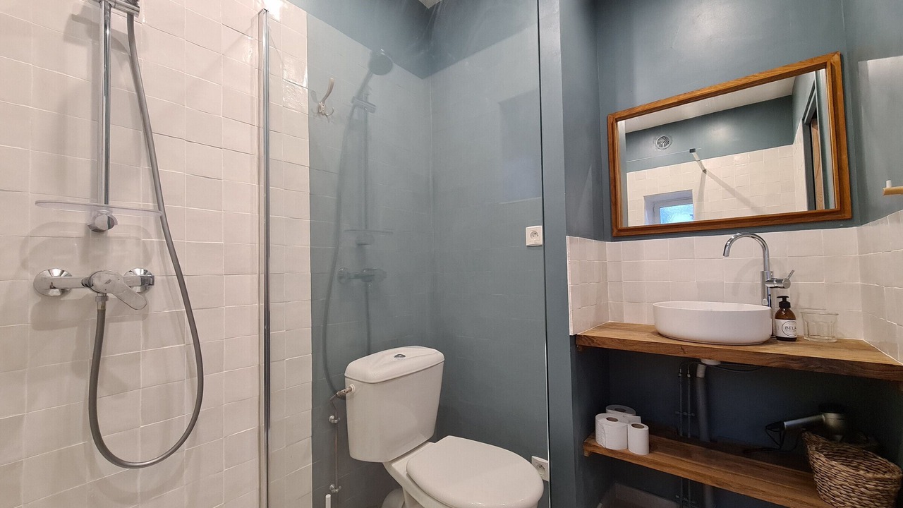 Photo of Bathroom in Scoury