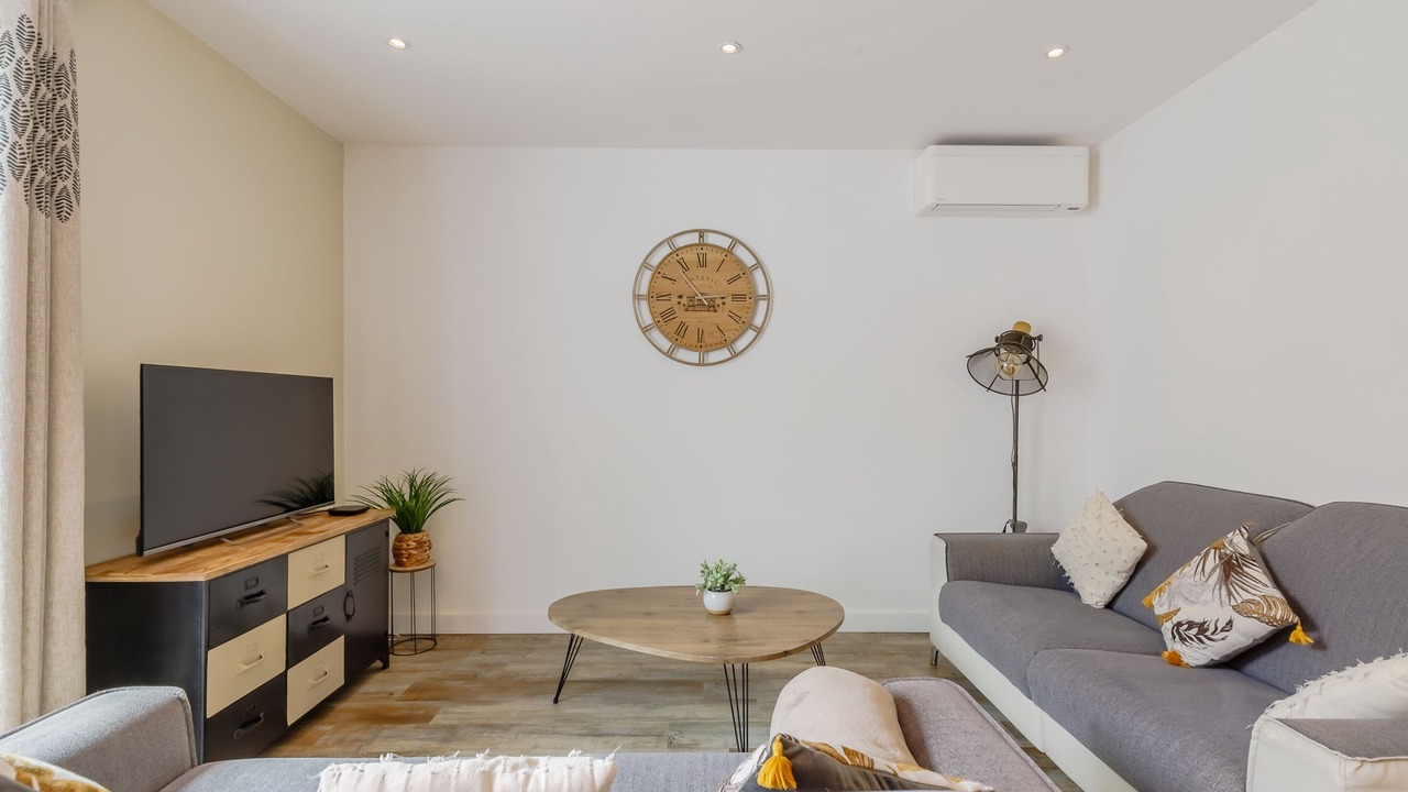 Photo of Others in LʼIle-dʼOlonne