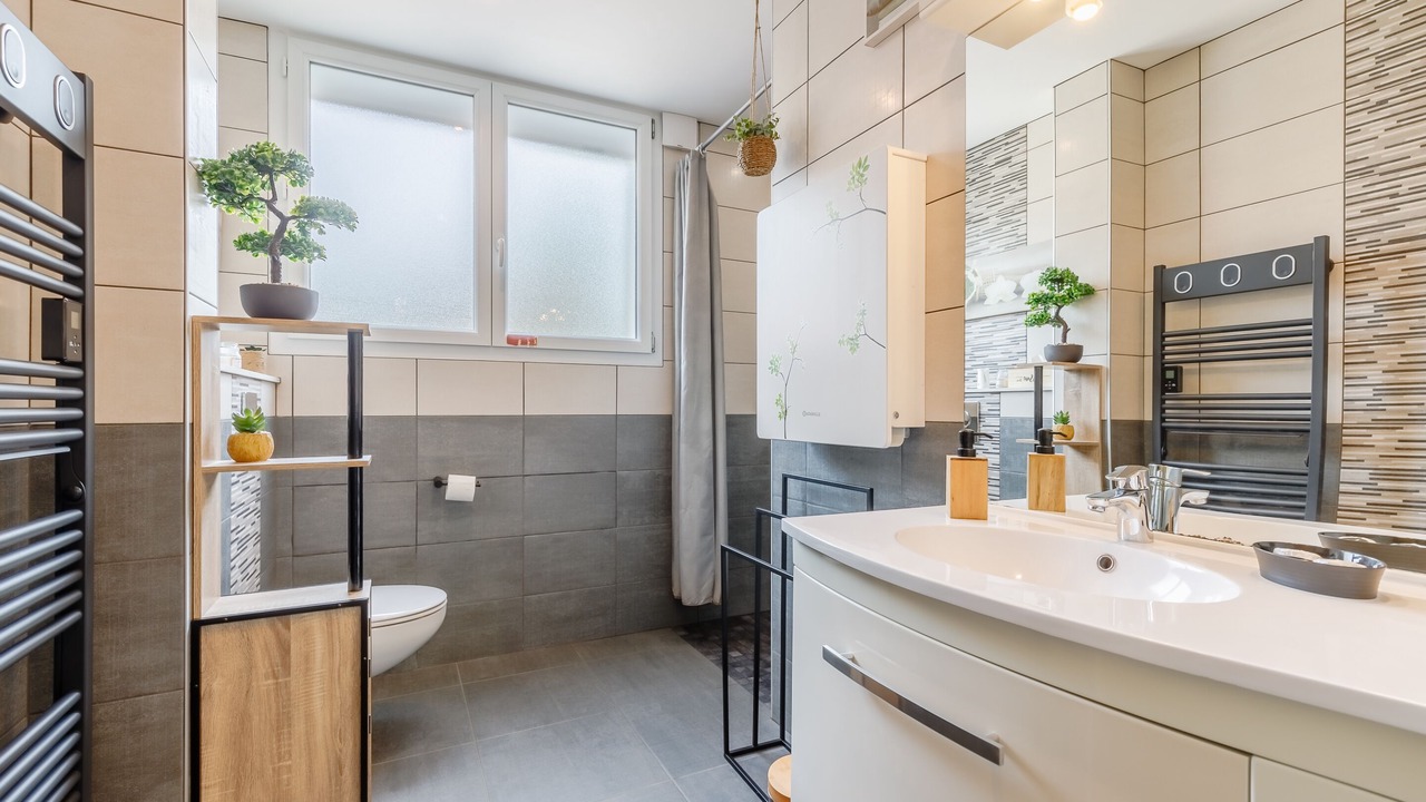 Photo of Others in LʼIle-dʼOlonne