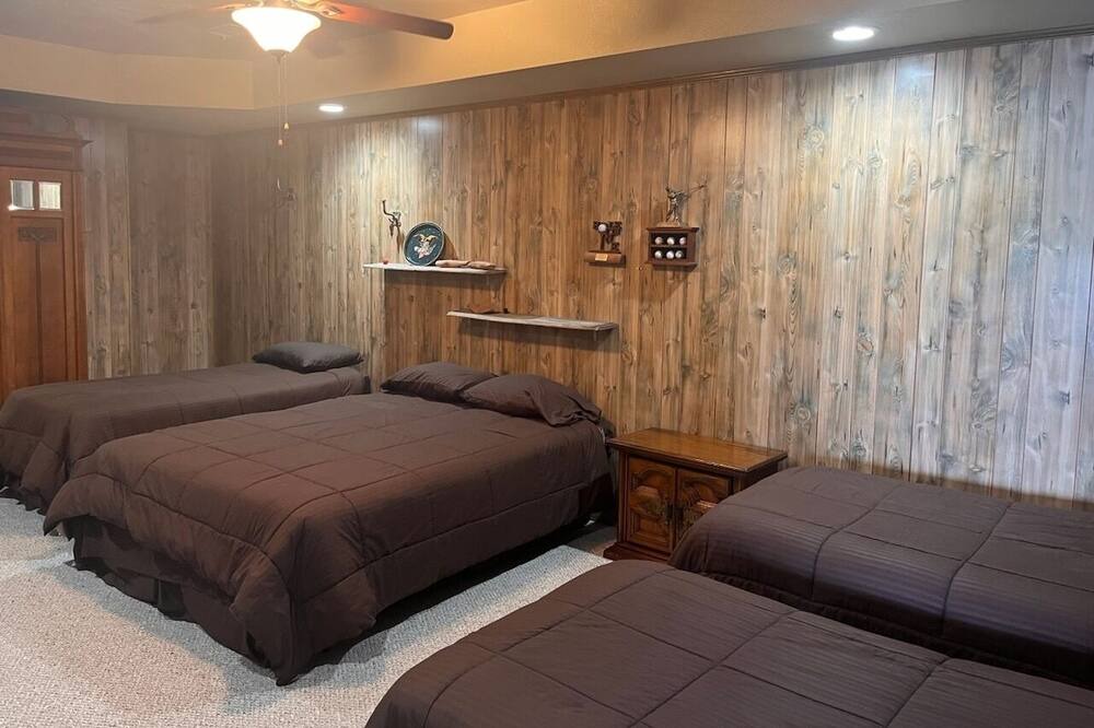 Photo of Bedroom in Horseshoe Bend