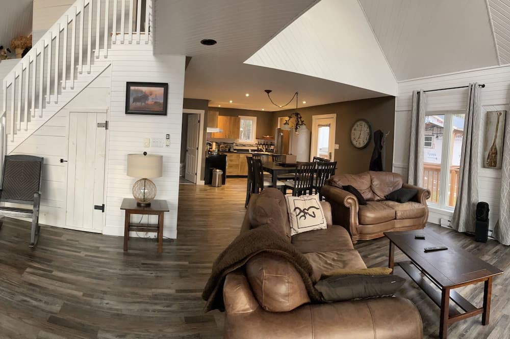 Photo of Livingroom in Rexton