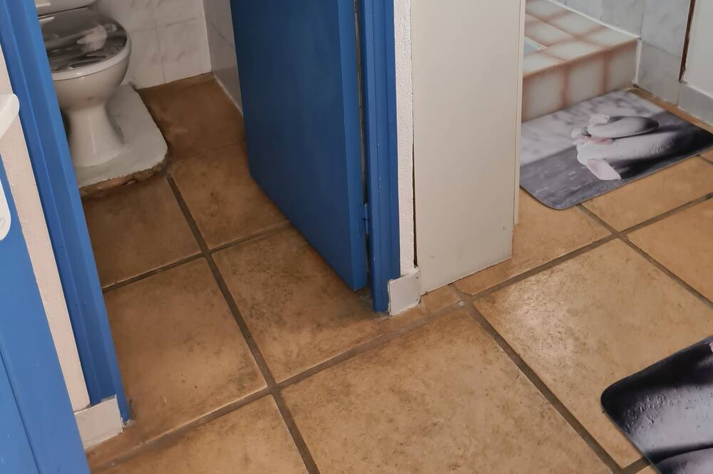 Photo of Bathroom in Lattes