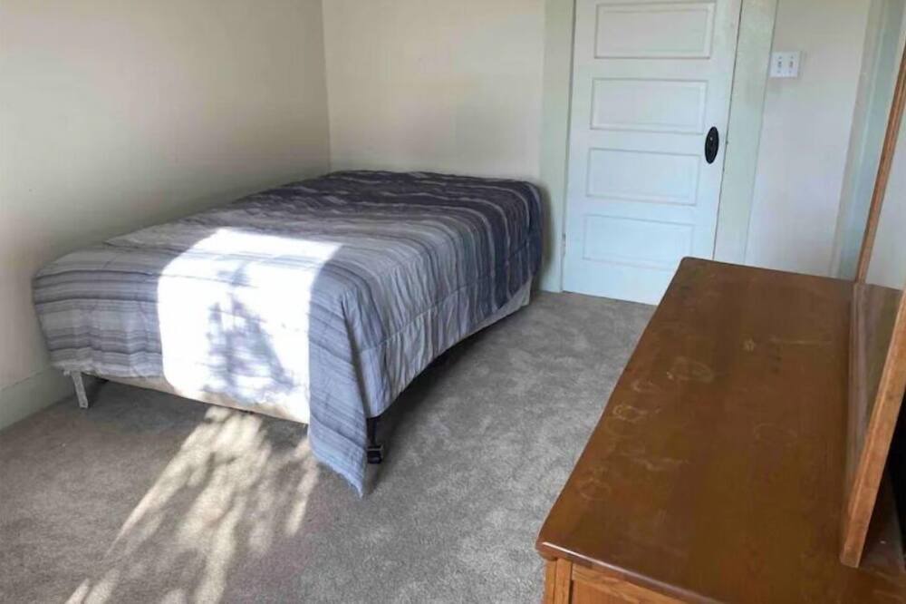 Photo of Bedroom in Central Point