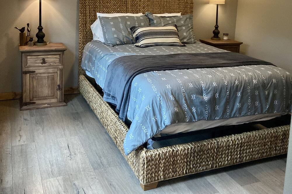 Photo of Bedroom in Drasco