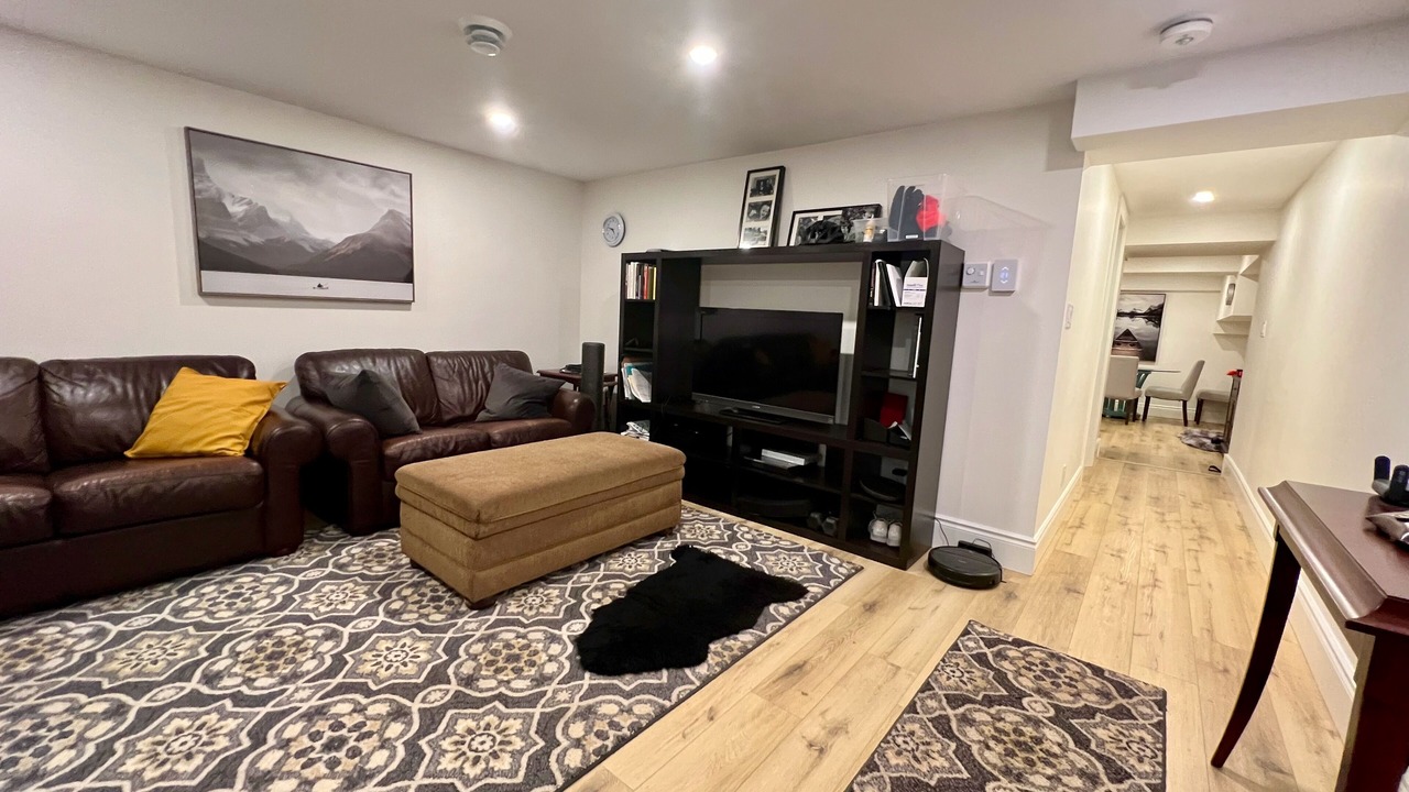 Photo of Livingroom in Inner Harbour