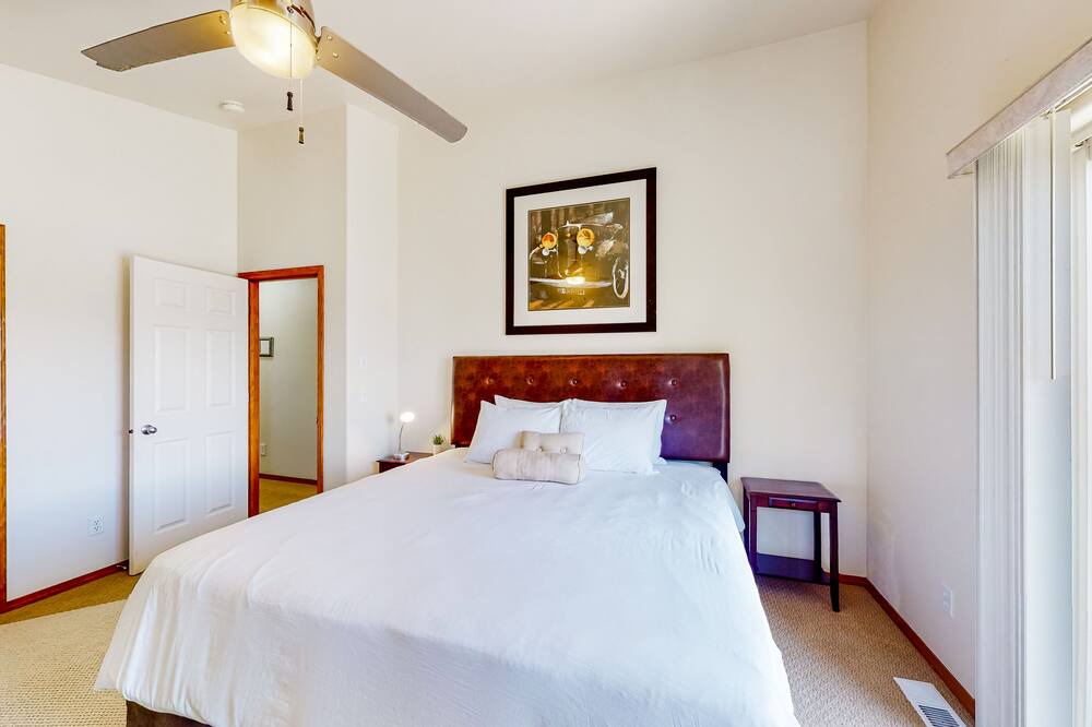 Photo of Others in Rockford Bay