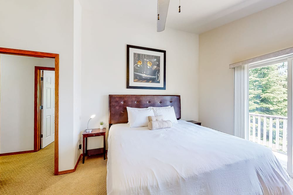 Photo of Others in Rockford Bay