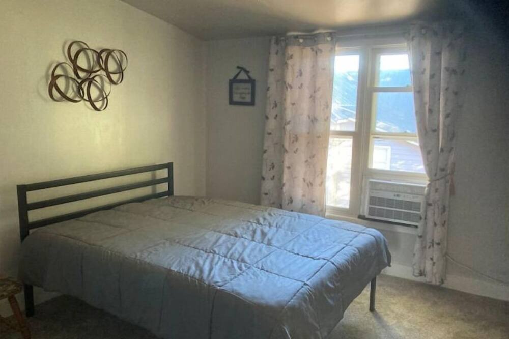 Photo of Bedroom in Guttenberg
