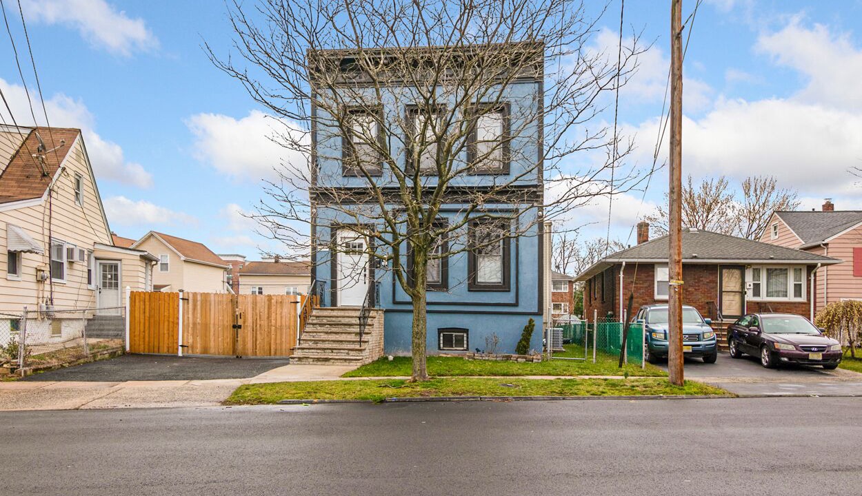 Photo of Outdoor in Linden