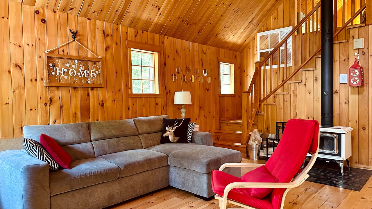 Photo of Livingroom in Magog