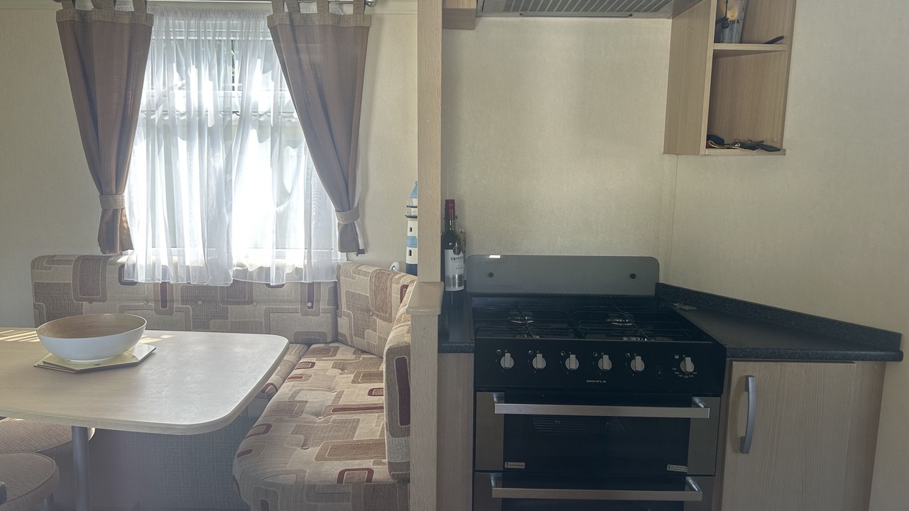 Photo of Kitchen in Stokeinteignhead