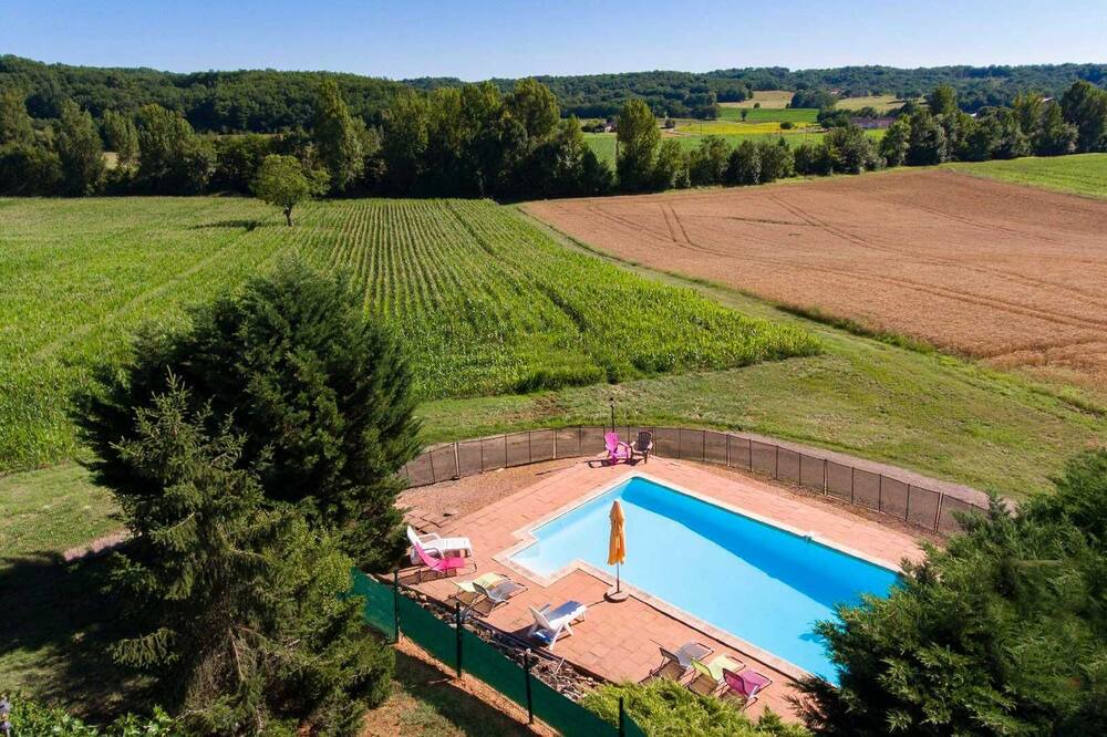 Photo of Outdoor in Castelnau-de-Montmiral